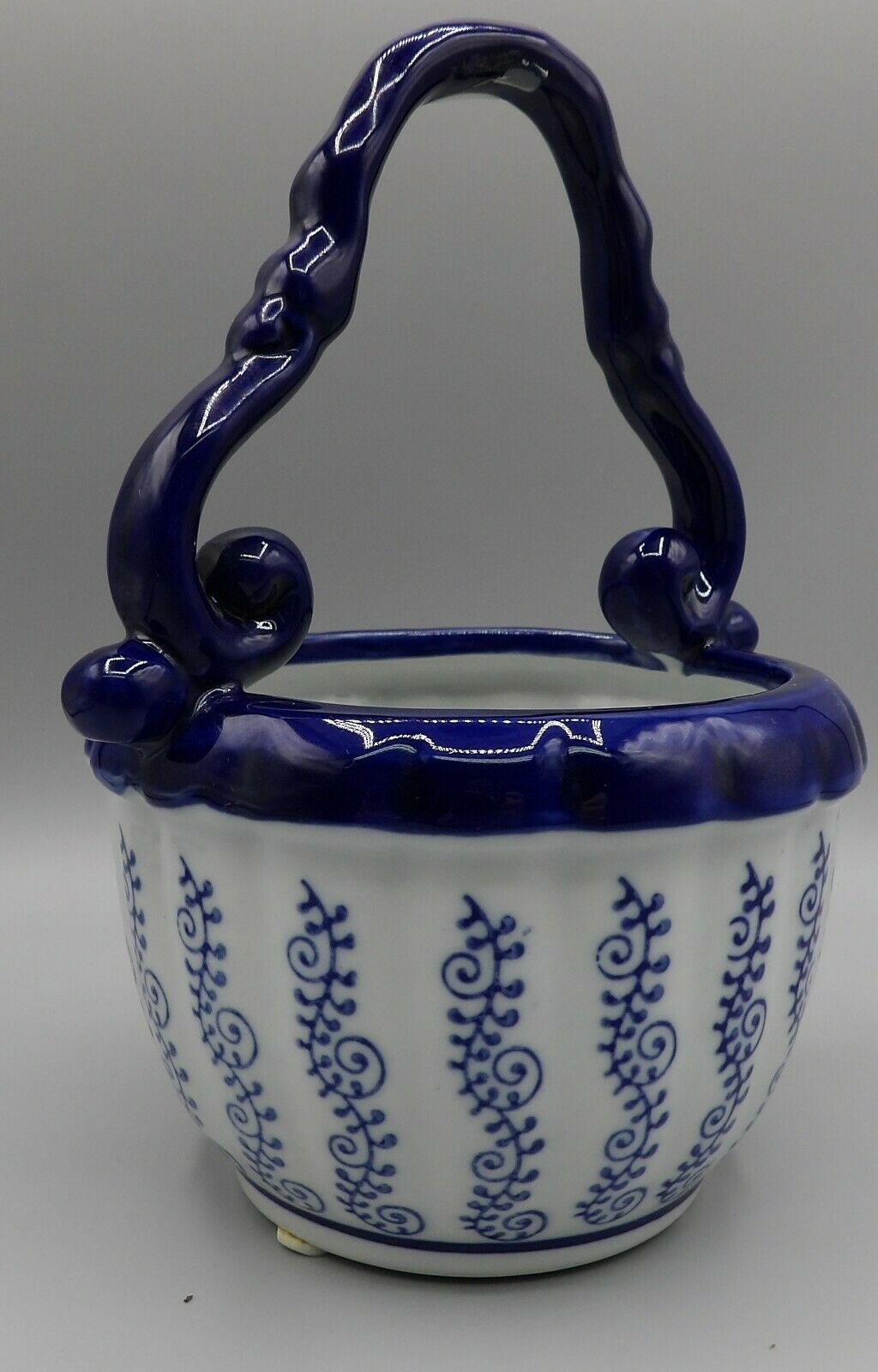 Blue/white Porcelain Ceramic Basket Planter Floral  Cobalt Blue Trim 8 X 6"